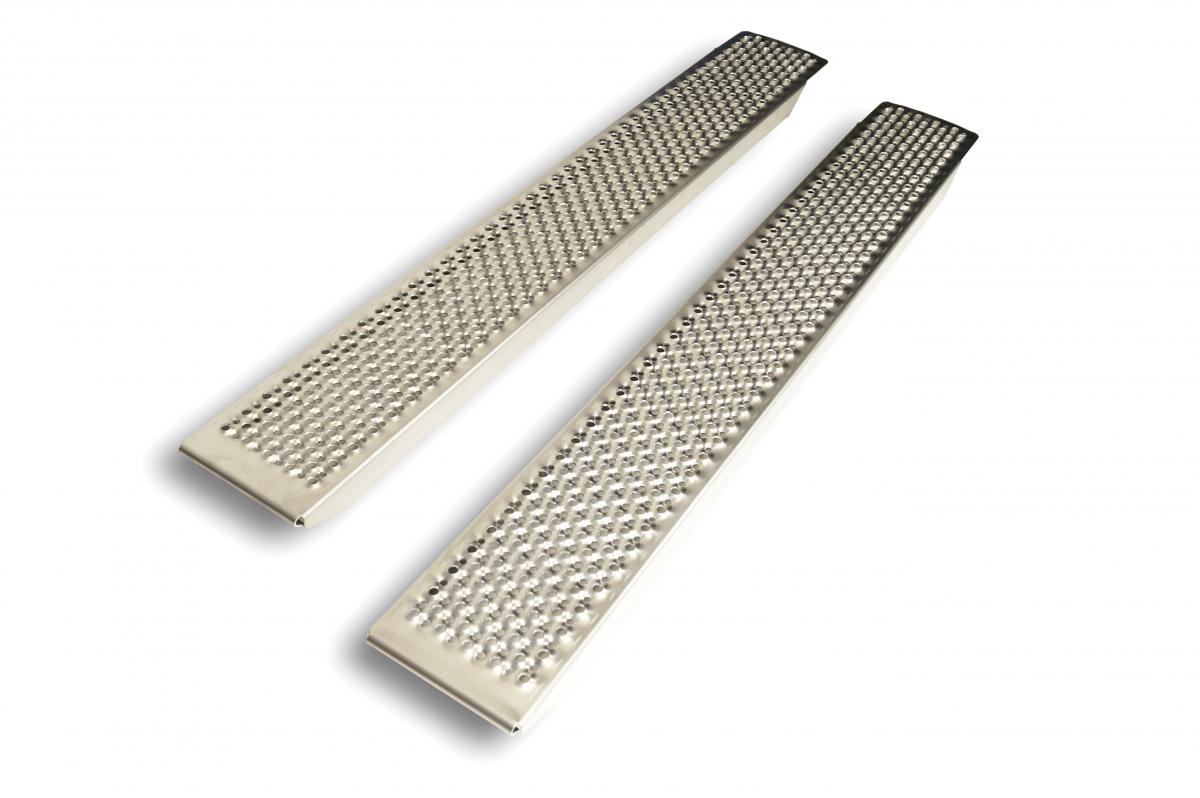 ALUMINUM LOADING RAMP 2 PCS 150x20cm, 400 KG COMBINED MAX LOAD 200 KG EACH