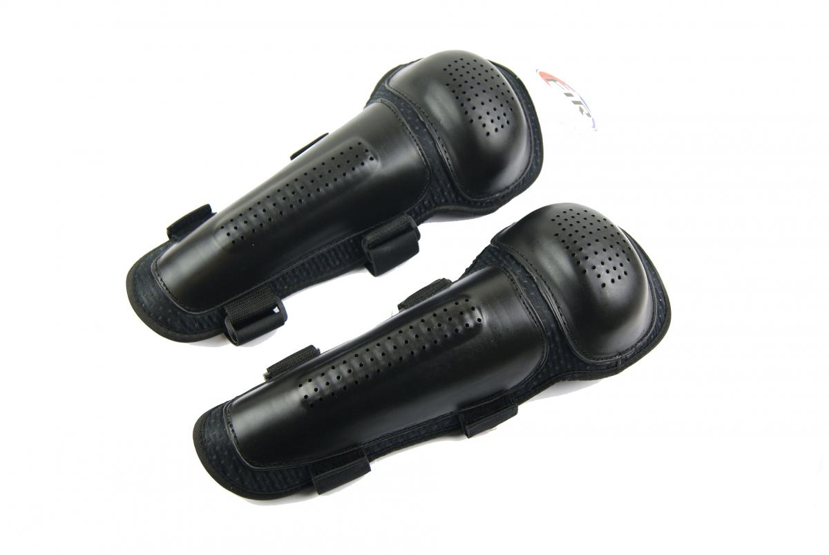 ADULT BLACK KNEE+SHIN PAD PROTECTOR SET
