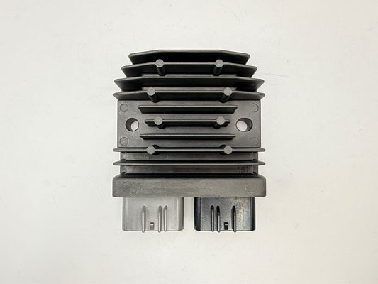TourMax Regulator/Rectifier Honda CB500F, X 13-14, CBR500R 13-14, CBR600RR 13-17, CBR650F 14-16, CRF1000 Africa Twin 16, CB1100 13-14, RC213V-S 16 OE Refs: 31600-MGZ-J01, 31600-HR0-F01