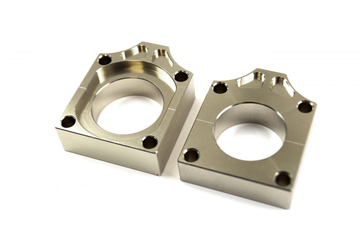 CHAIN ADJUSTER AXLE BLOCKS YAMAHA YZ/YZF 10-15 TITANIUM